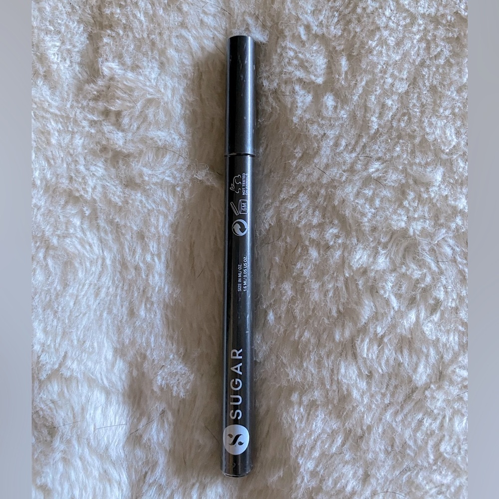 Sugar Liquid Eyeliner- Black